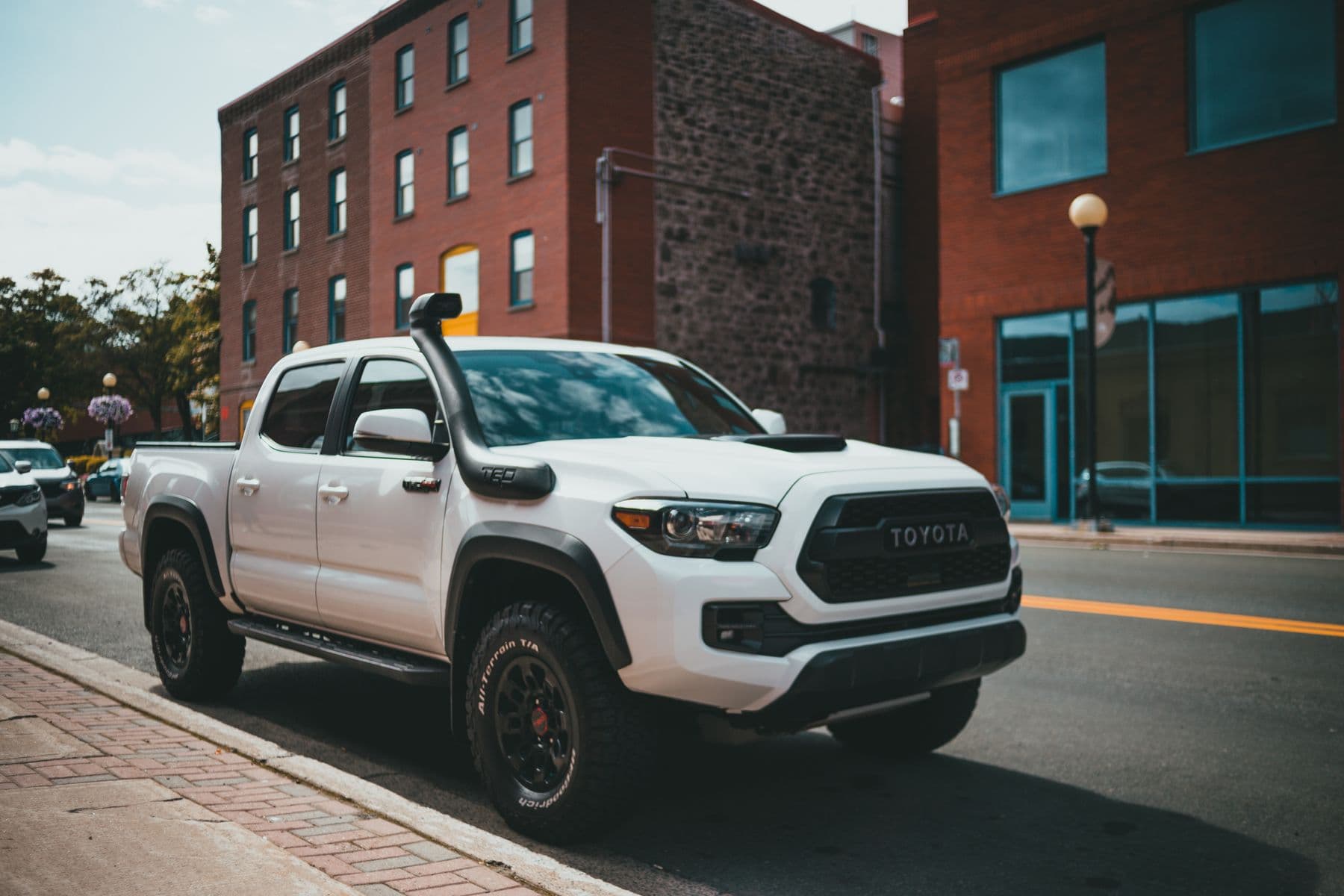 Modern pickup truck, the type of vehicle used by many independent truckers